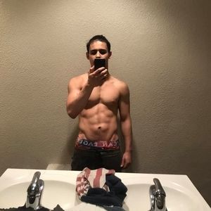 Meet your Posher, Elijah